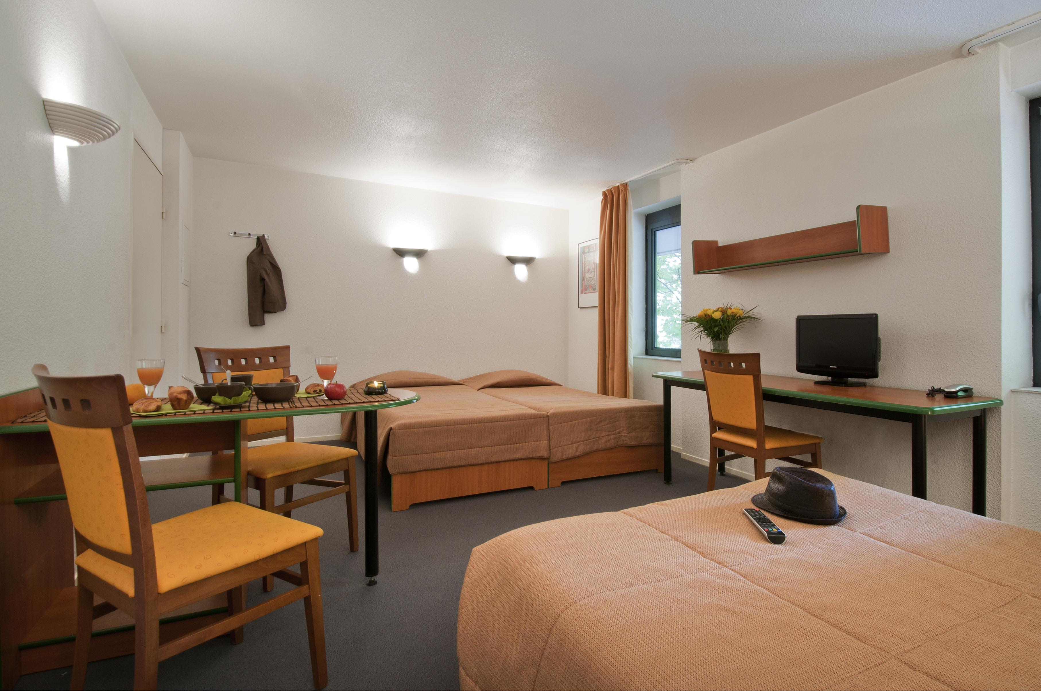 Aparthotel Adagio Access La Défense - Léonard De Vinci Courbevoie Esterno foto