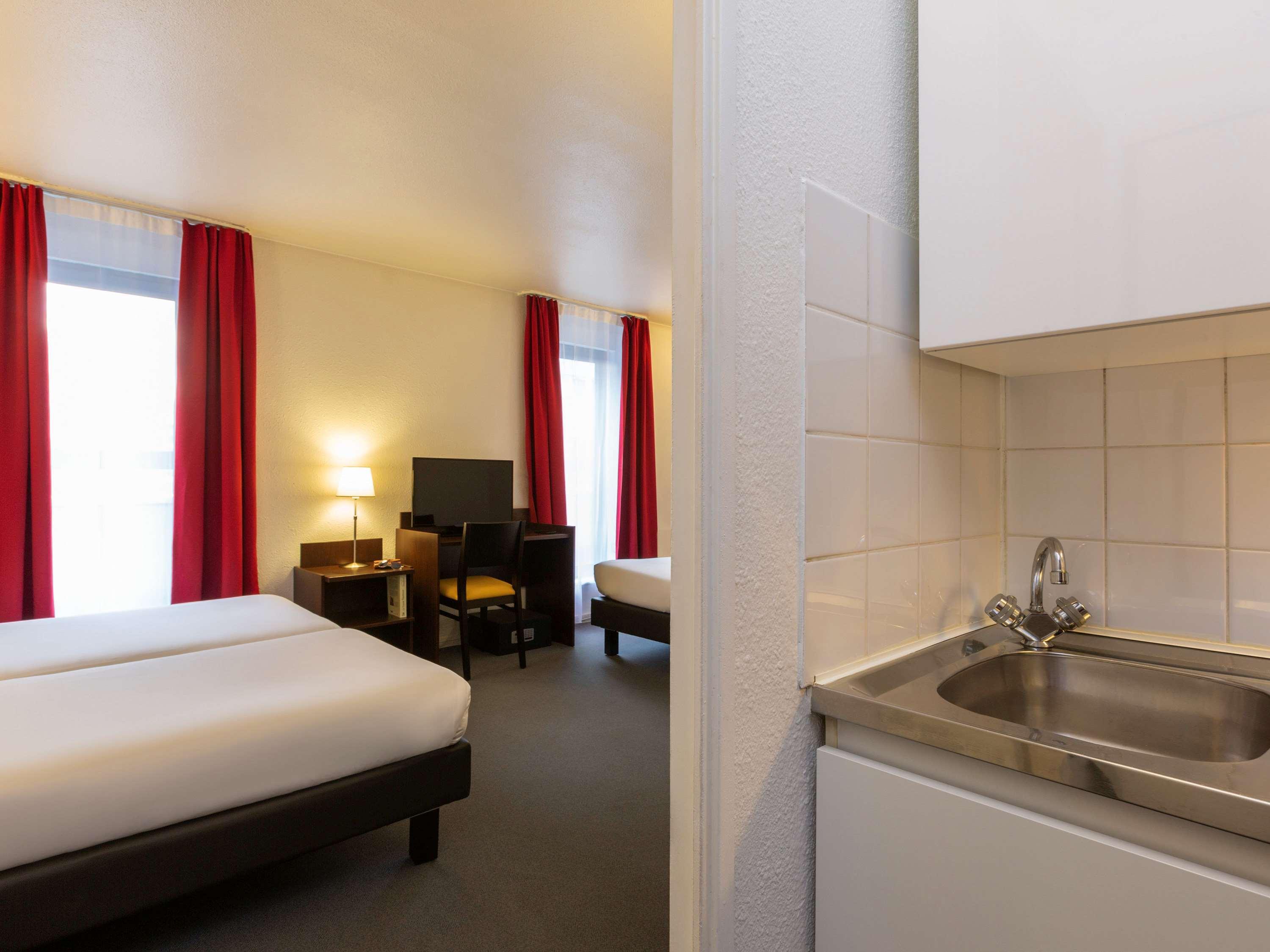 Aparthotel Adagio Access La Défense - Léonard De Vinci Courbevoie Esterno foto